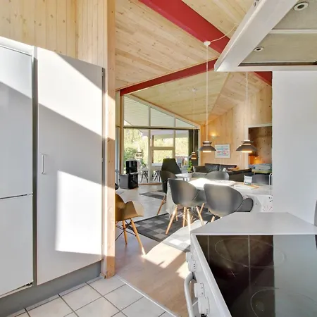 Simjanka - 600m From The Sea By Interhome Hadsund