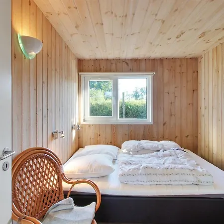 Simjanka - 600m From The Sea By Interhome Feriehus *