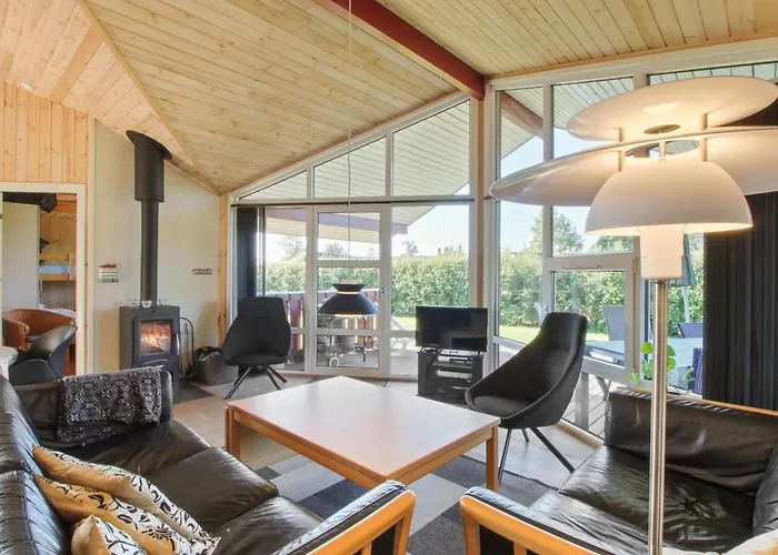 Simjanka - 600m From The Sea By Interhome Nyaraló *