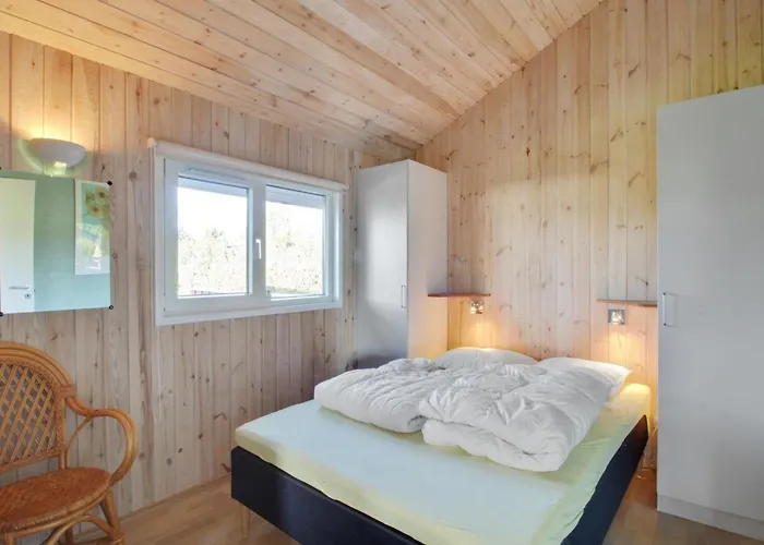 Simjanka - 600m From The Sea By Interhome Hadsund